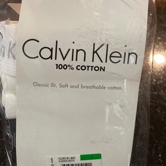 2-PACK CALVIN KLEIN LARGE, 1 WHITE, 1 BLACK 100% COTTON Classic Fit BOXER BRIEFS - Picture 3 of 3